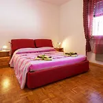 Diffuso Col Gentile Socchieve Hotel apartamentowy